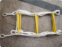 防护绳梯